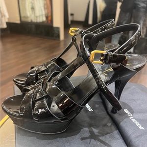 Beautiful YSL shoes, only worn once.